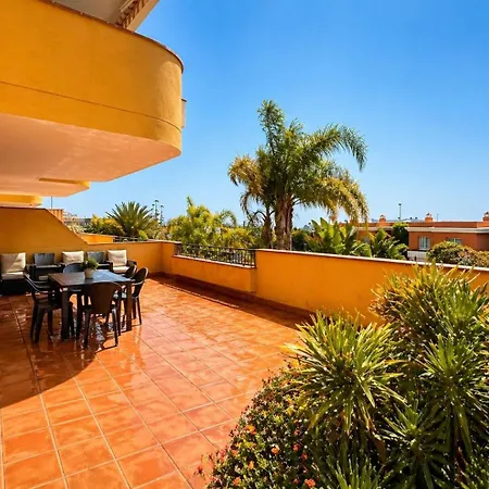 Apartmán Family Apartment With Bbq And 100M2 Terracy *