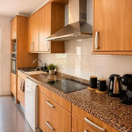 Family Apartment With Bbq And 100M2 Terracy Apartmán